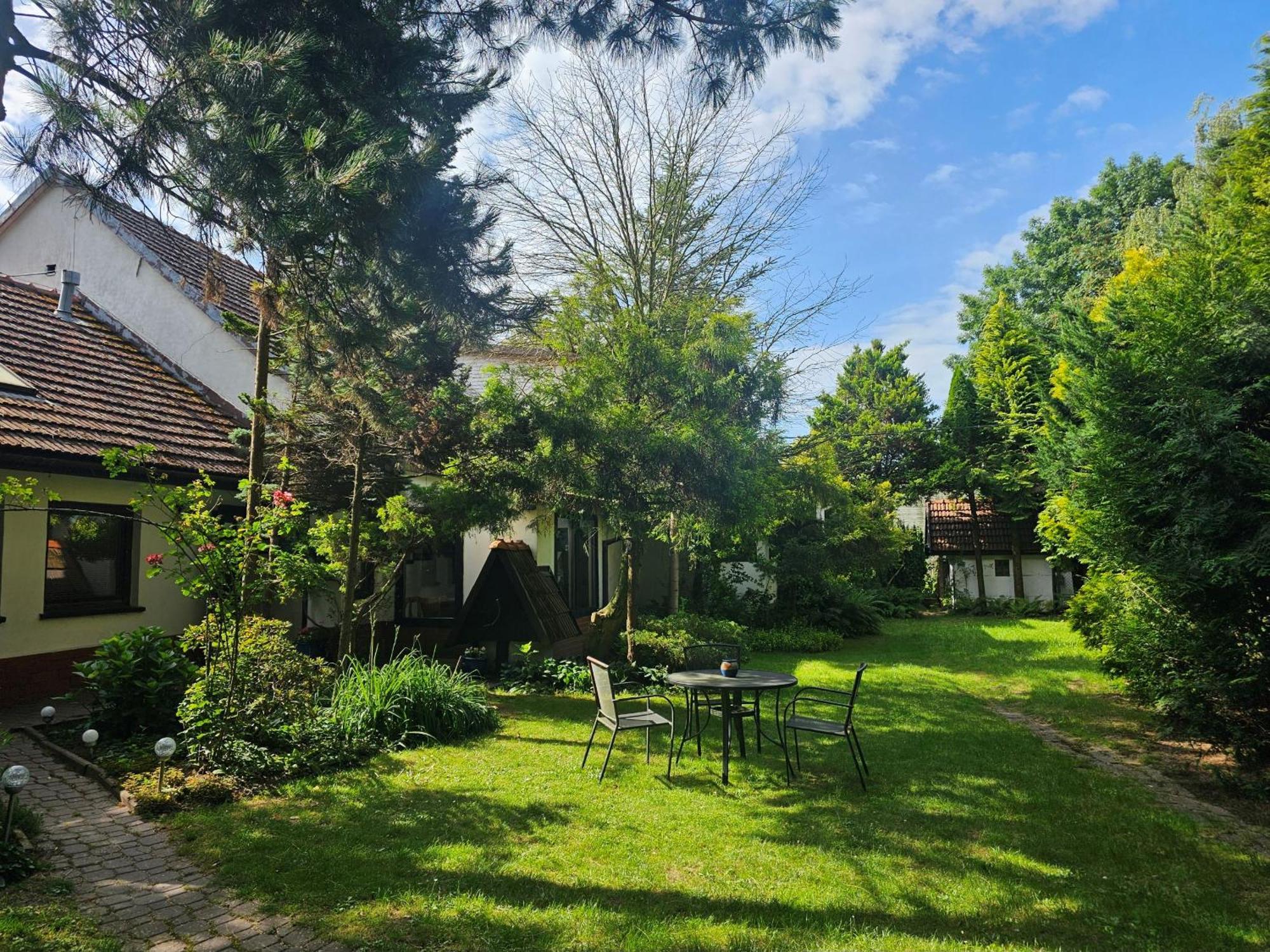 Park Apartment Cracovie Extérieur photo